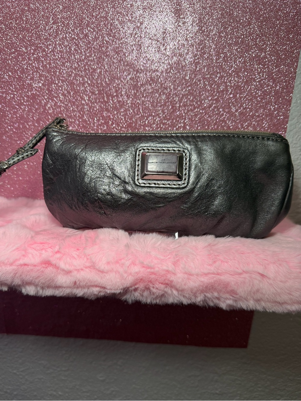 Marc by Marc Jacobs Metallic Pewter Crinkle Leather Wristlet Clutch - Y2K